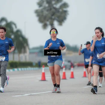 Runner Photo 7553287