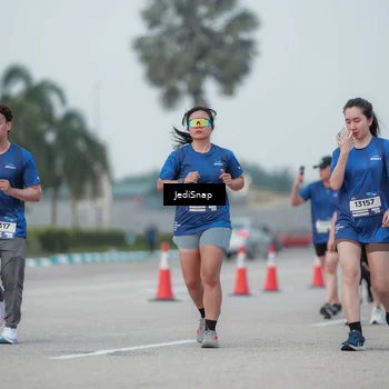 Runner Photo 7553289