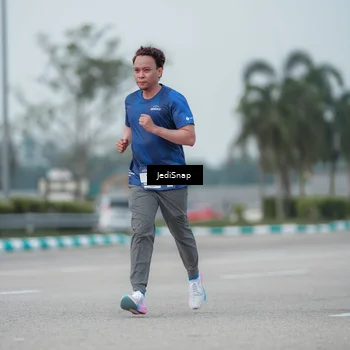 Runner Photo 7553293