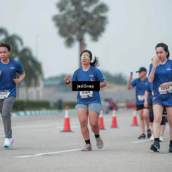 Runner Photo 7553295