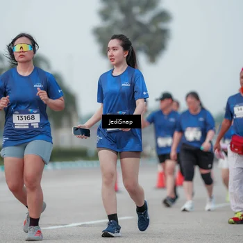 Runner Photo 7553297