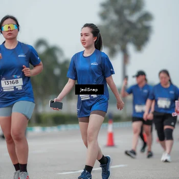 Runner Photo 7553301