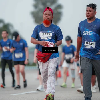 Runner Photo 7553319