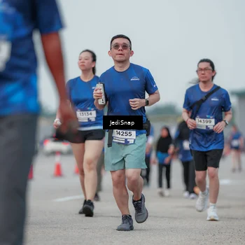 Runner Photo 7553330