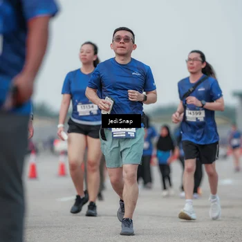 Runner Photo 7553333
