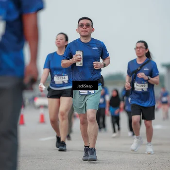 Runner Photo 7553341