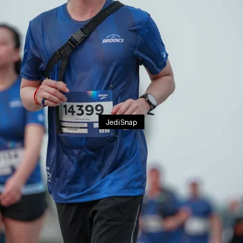 Runner Photo 7553345