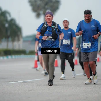 Runner Photo 7553348