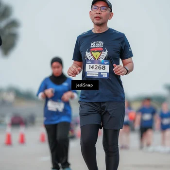 Runner Photo 7553380