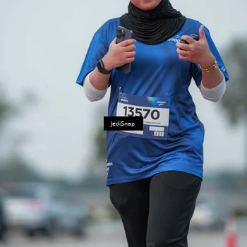 Runner Photo 7553395