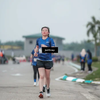 Runner Photo 7553396