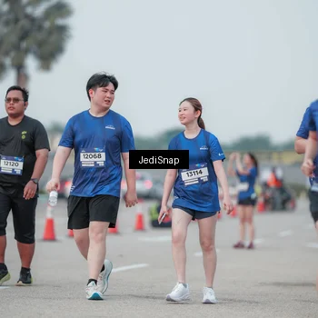 Runner Photo 7553402