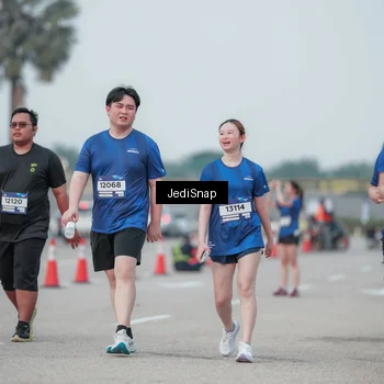 Runner Photo 7553404