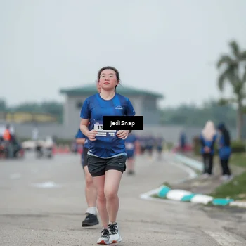 Runner Photo 7553407