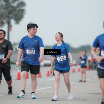 Runner Photo 7553410
