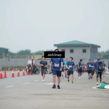 Runner Photo 7553428