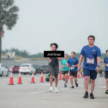 Runner Photo 7553436