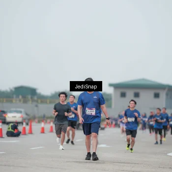 Runner Photo 7553437