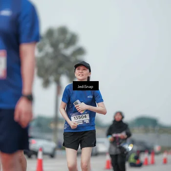 Runner Photo 7553456