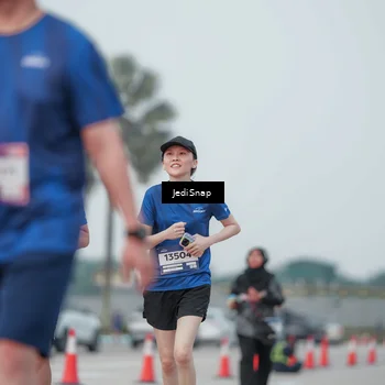 Runner Photo 7553460