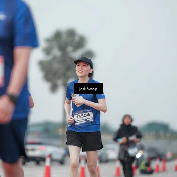Runner Photo 7553461