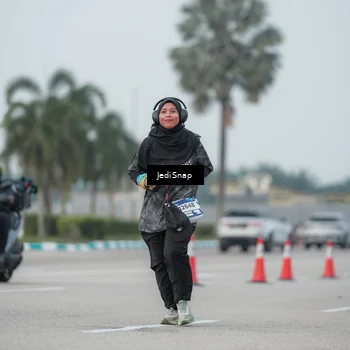 Runner Photo 7553469