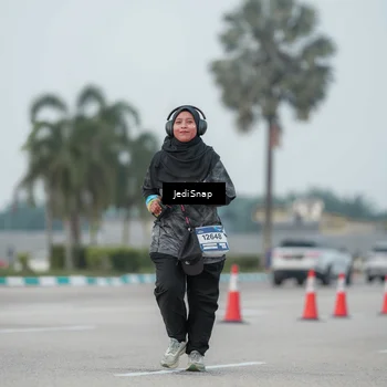 Runner Photo 7553475