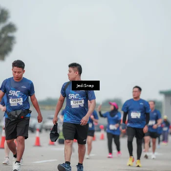 Runner Photo 7553487