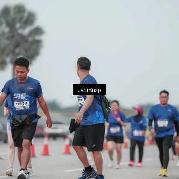 Runner Photo 7553495