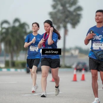 Runner Photo 7553512