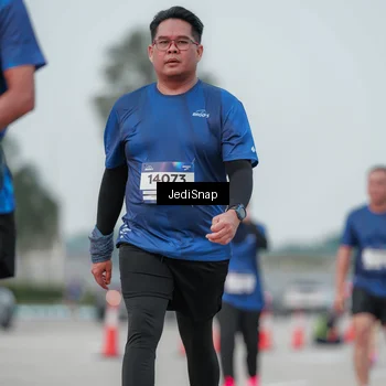 Runner Photo 7553521