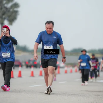 Runner Photo 7553527