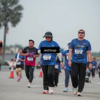 Runner Photo 7553539