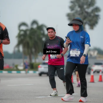 Runner Photo 7553549