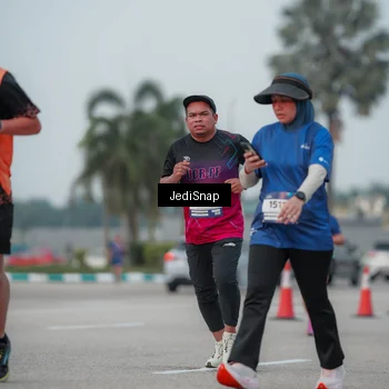 Runner Photo 7553552