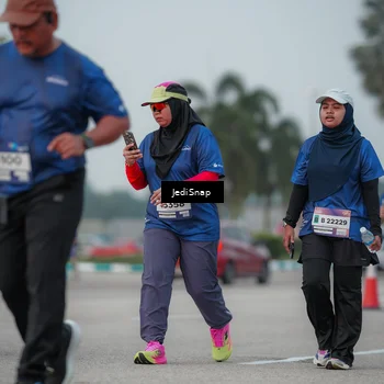 Runner Photo 7553579