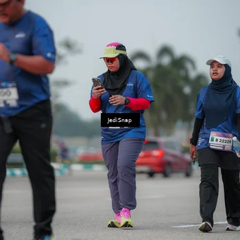 Runner Photo 7553580