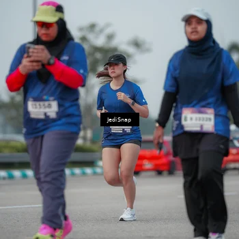 Runner Photo 7553588