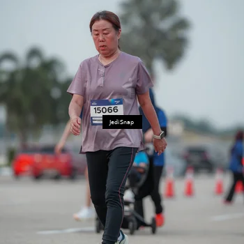 Runner Photo 7553593