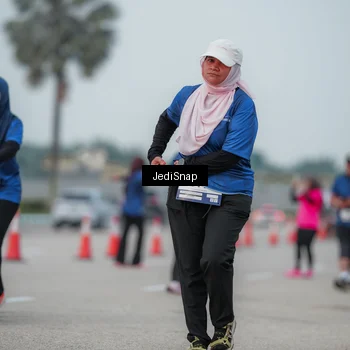 Runner Photo 7553594