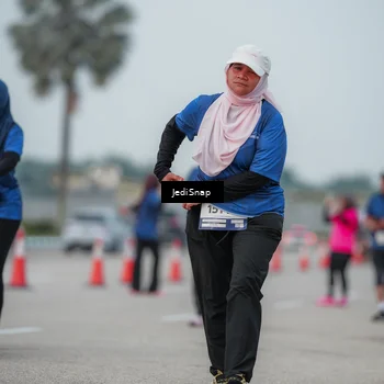 Runner Photo 7553597