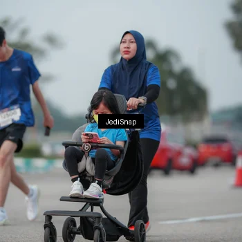 Runner Photo 7553606