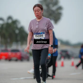 Runner Photo 7553607