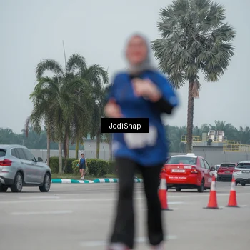 Runner Photo 7553613