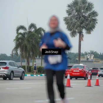 Runner Photo 7553614