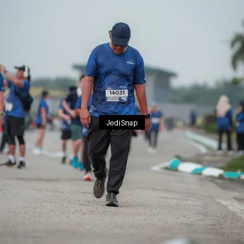 Runner Photo 7553624