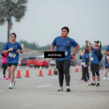 Runner Photo 7553626