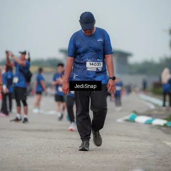 Runner Photo 7553628