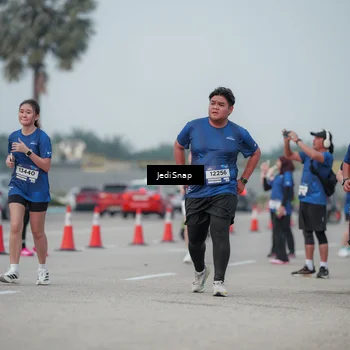 Runner Photo 7553630