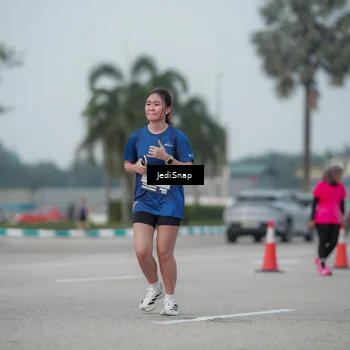 Runner Photo 7553633